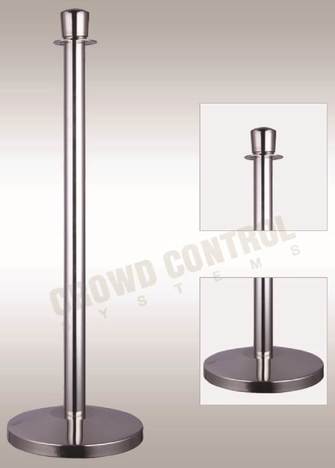 silver-bollard-crowd-control-systems